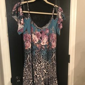 Cute summer dress for almost any occasion.